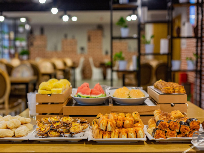 Food & Drinks 5, James Joyce Coffetel Chengdu Longquan Dongfang Huada Plaza, Chengdu