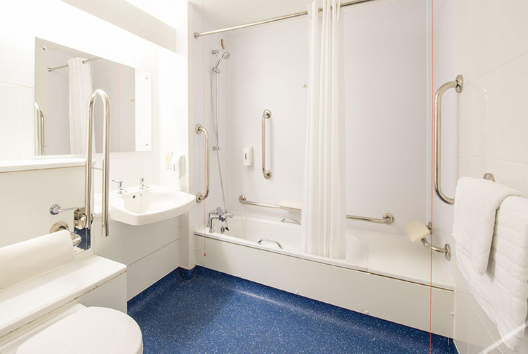 Bathroom 4, Travelodge Toddington M1 Southbound, Central Bedfordshire