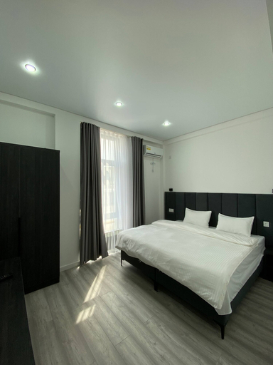 Room 3, Tumar Hotel, Talgar