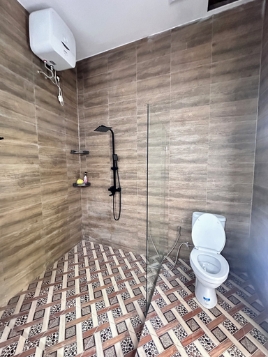 Bathroom 3, Loka Subha Guest House, Bangli