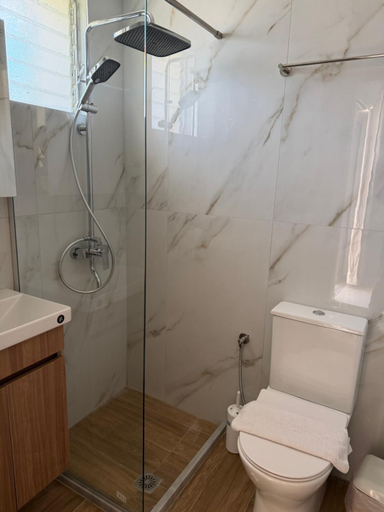 Bathroom 4, Mark Hotel, Crete