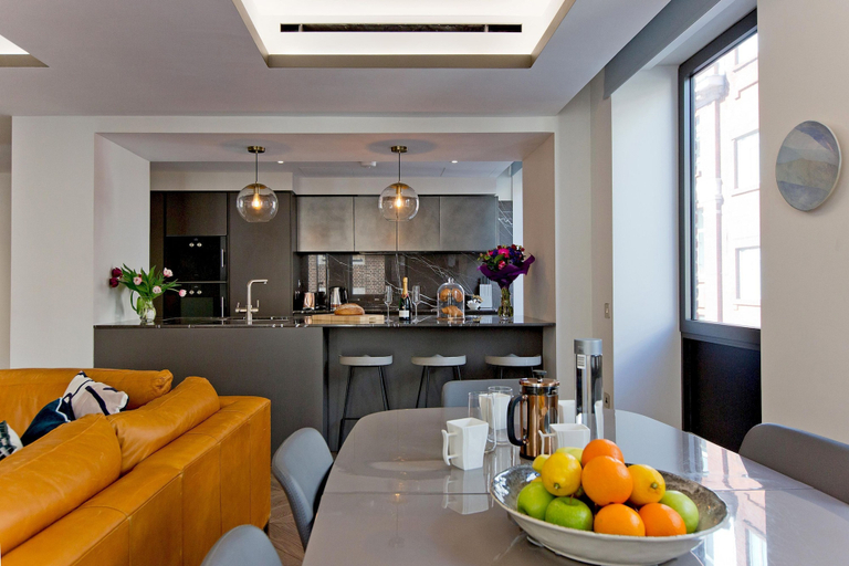 Others 5, 2-bed Superior Apt 208, London