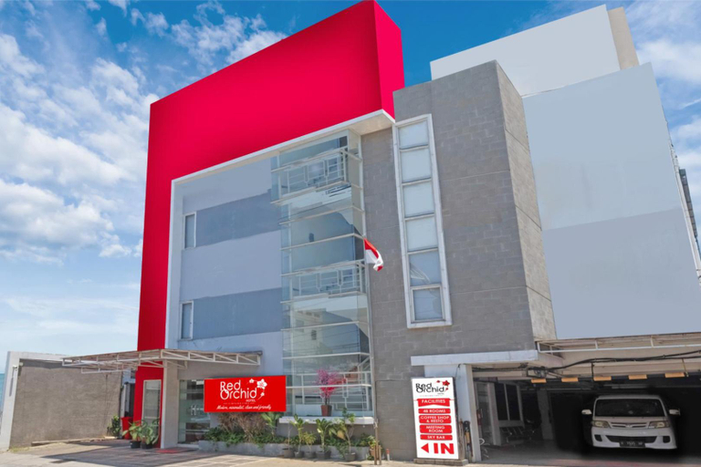Exterior & Views 1, Red Orchid Hotel by Sajiwa, Semarang