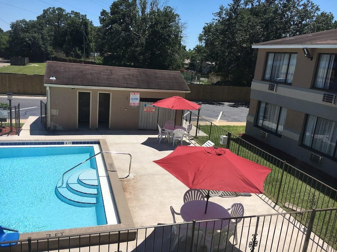 Sport & Beauty, Quality Inn, Escambia