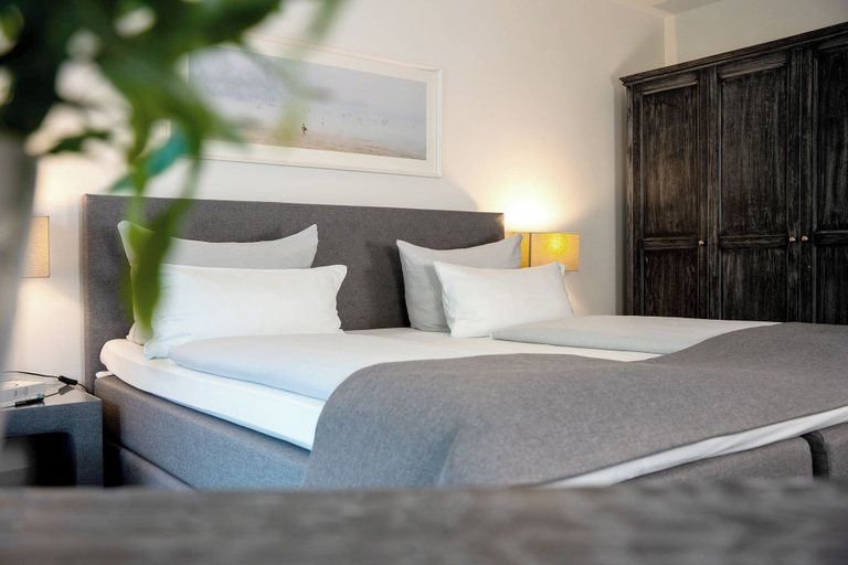 Bedroom 3, Intermar Hotel & Apartments, Schleswig-Flensburg