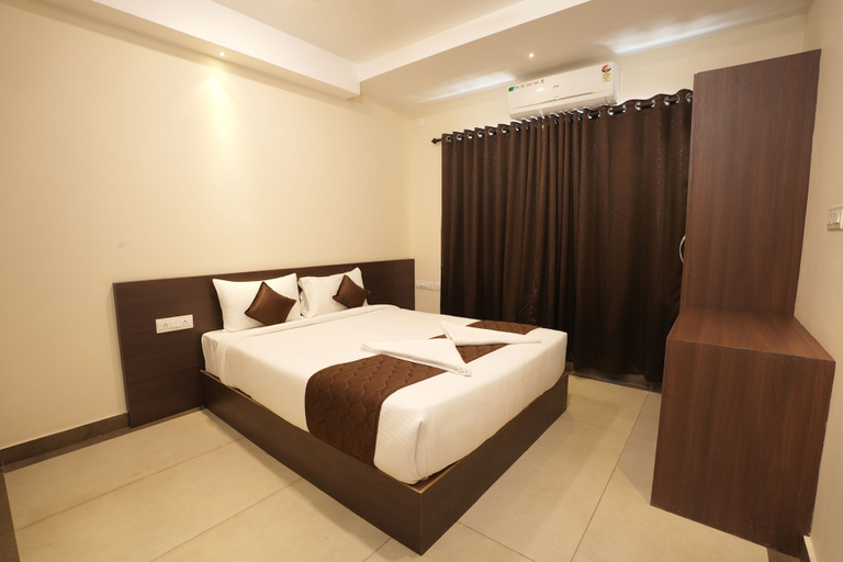 Room 4, Krishna Royal Club, Thrissur