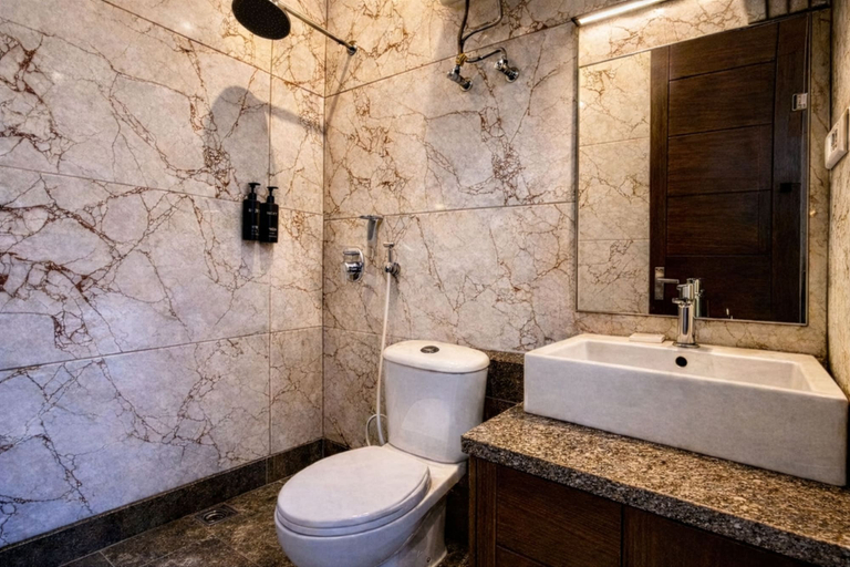 Bathroom 4, Hotel Urban Luxury by JMD Group, Delhi