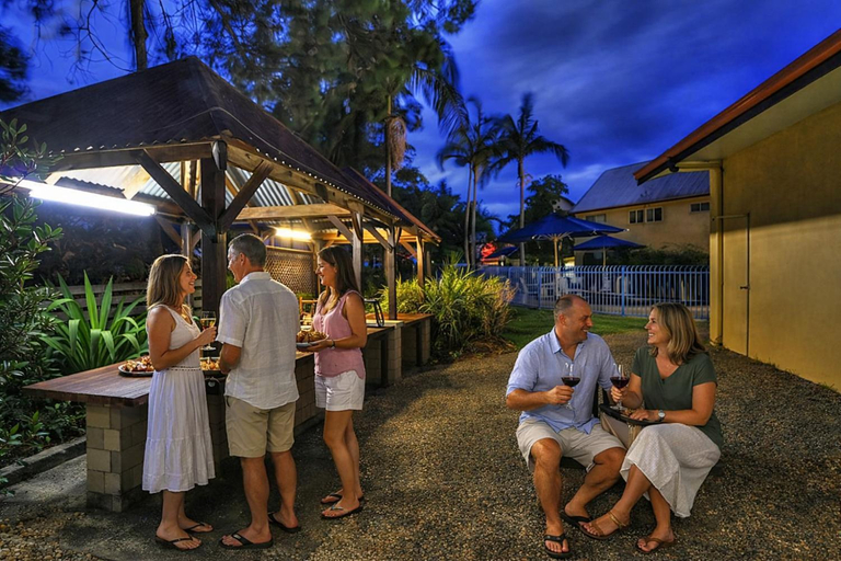 Food & Drinks, Rainbow Getaway Holiday Apartments, Cooloola (excl. Gympie)