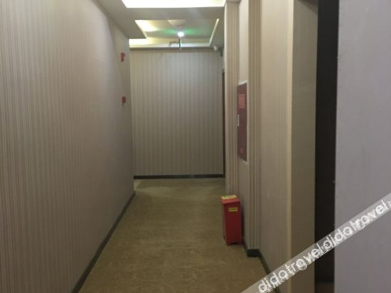 Others 3, Jinshun Hostel, Chengdu