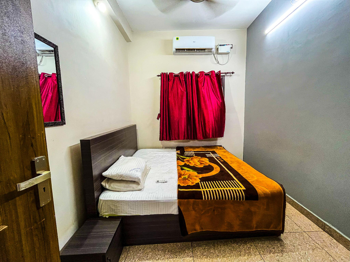 Bedroom, Royal Castle Residency Near Paradise Beach, Puducherry