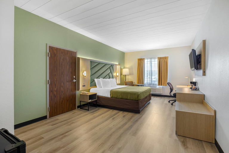 Bedroom 2, Quality Inn & Suites Monterey I-40, Putnam