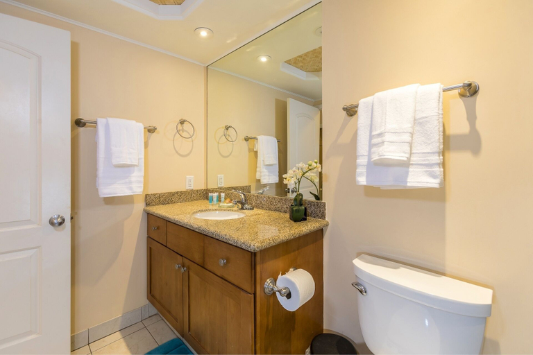 Bathroom 3, Lahaina Shores #218 Condo, Maui