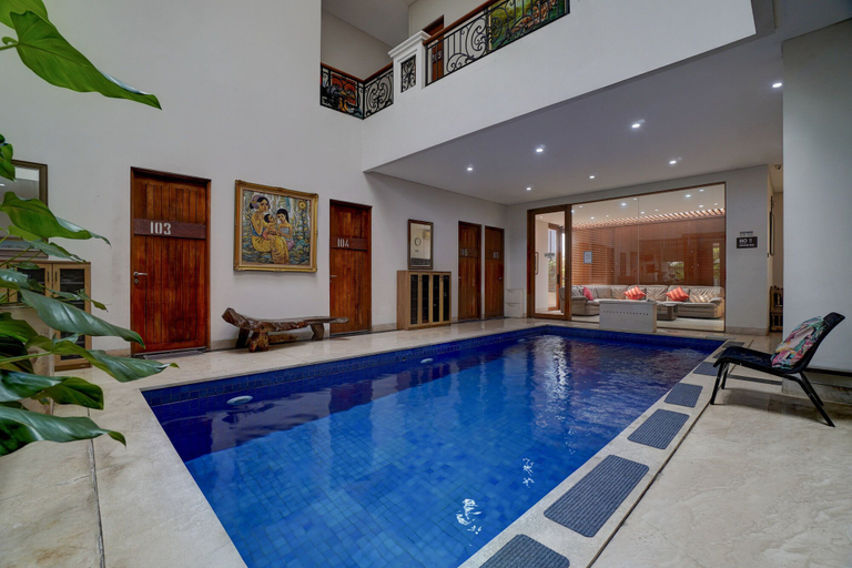 Pool 3, OYO 95214 Ohana Residence Karawaci, Tangerang