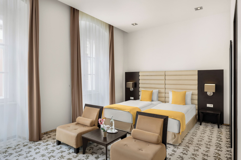 Bedroom 2, Buda Castle Hotel, Budapesti