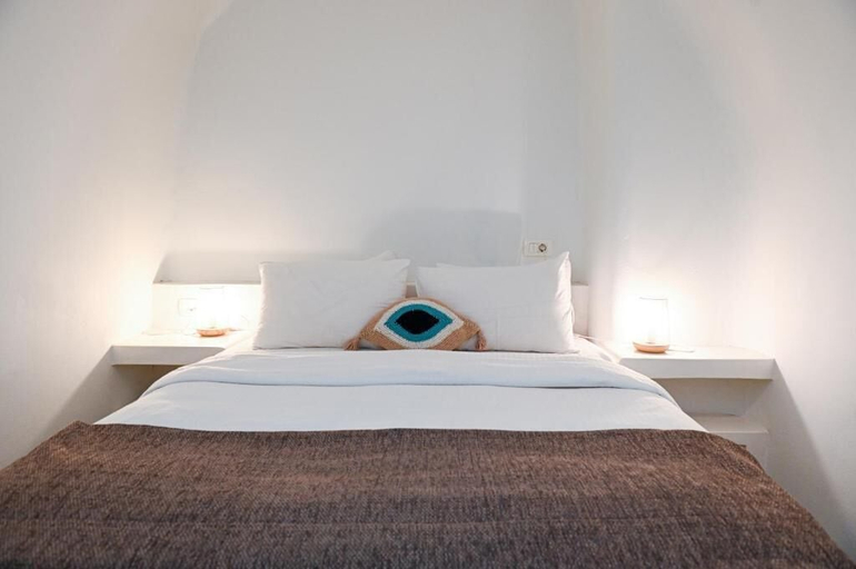 Bedroom 2, mati cave villas, South Aegean