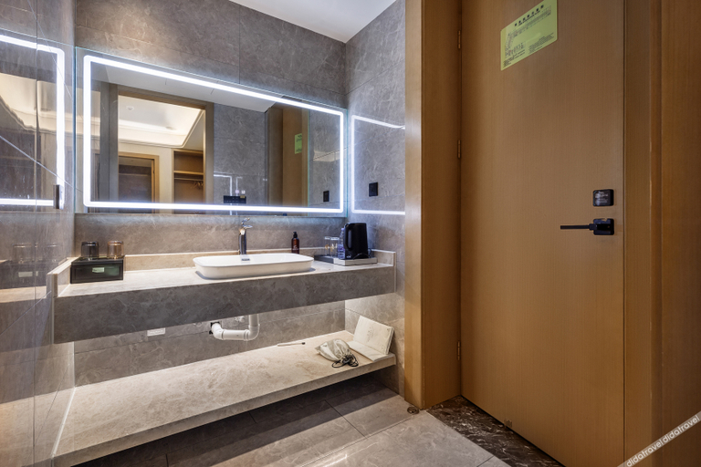 Bathroom 3, Liuji International Hotel (Wanda Plaza, Bengbu), Bengbu