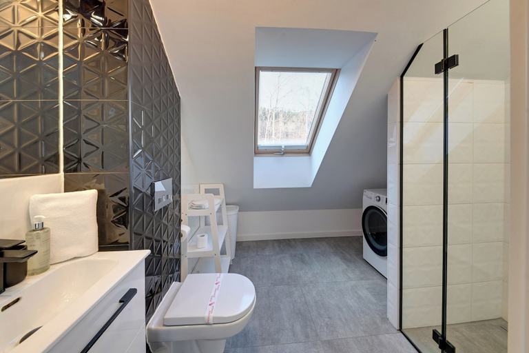 Bathroom 4, RentPlanet - Apartament Schroniskowa, Jelenia Góra