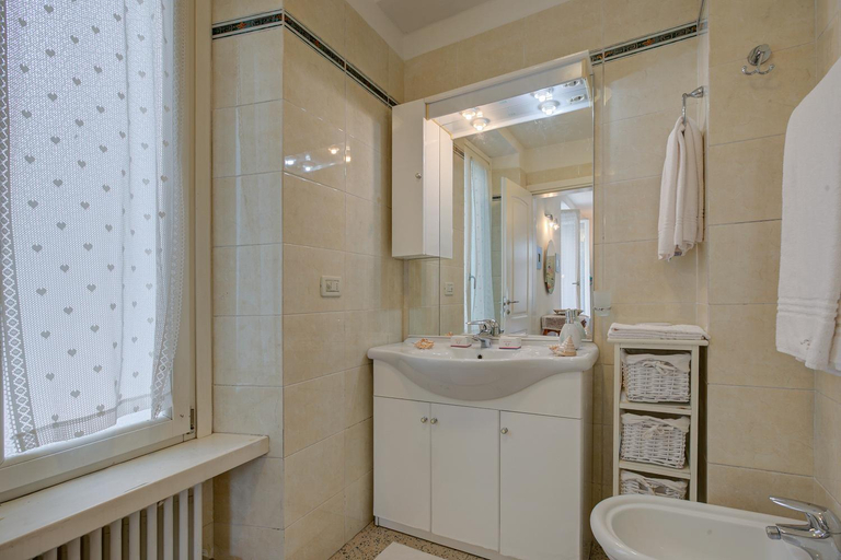 Bathroom, Vida Boa Apartments, Trento