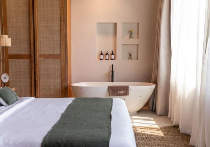Room 2, La Brava, Badung