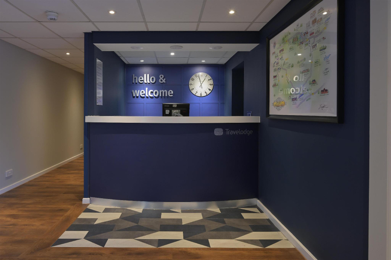 Public Area, Travelodge Newbury Tot Hill, Hampshire