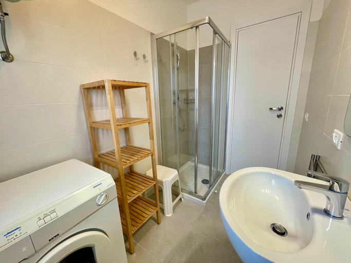 Bathroom 3, Apartment in Porto Santa Margherita, Venezia