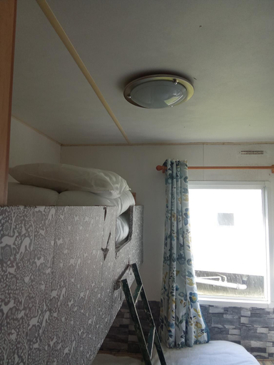 Bedroom 2, Arizona Caravan, East Sussex