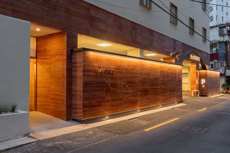 Exterior & Views, H Avenue Munhyeon, Nam