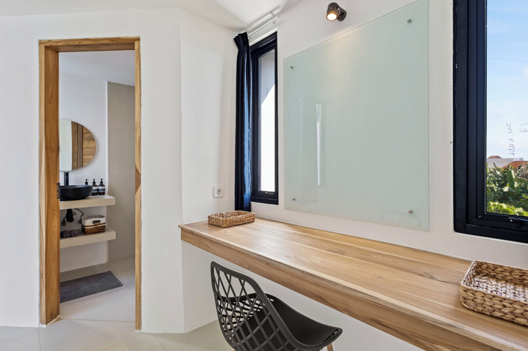 Bathroom 5, White Residence - Art & Boutique Suites, Badung