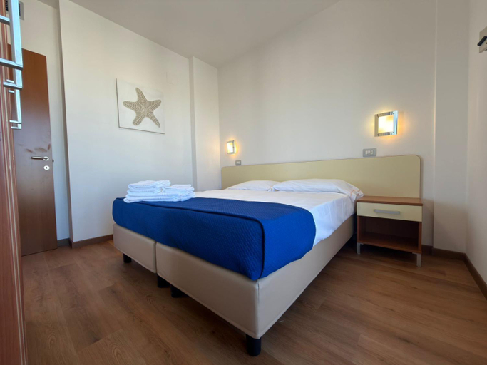 Bedroom, Residence il Girasole 1, Teramo