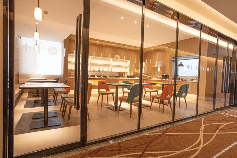 Food & Drinks 5, Hanting Hotel Jinan Jiyang Longhai Road, Jinan