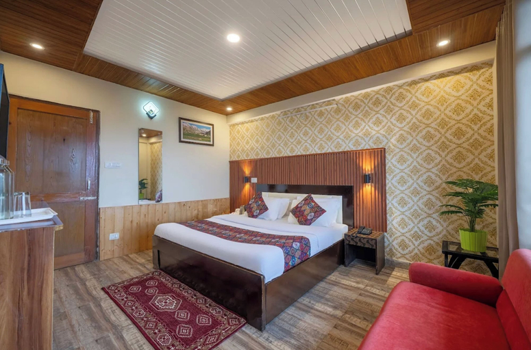 Room 4, Hotel Nature Grand, Shimla