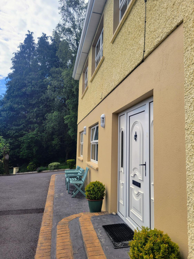 Others 2, Spring Grove Guesthouse