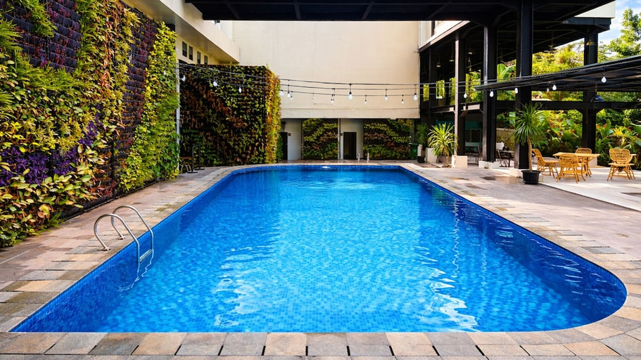 Sport & Beauty 2, Horison Ultima Sayaga Cibinong, Bogor