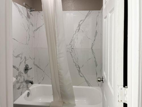 Others 4, Studio 6 Suites - Lafayette, IN, Tippecanoe