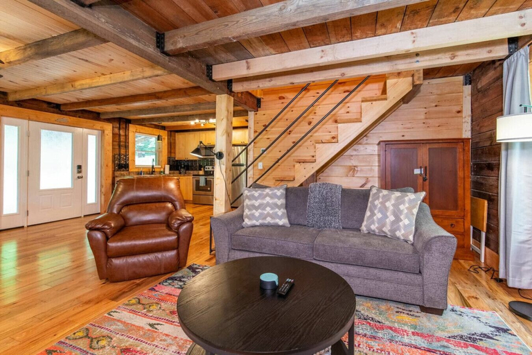Interior 4, Hot Tub, Wifi & Pet-friendly - Pilot Point, Powell