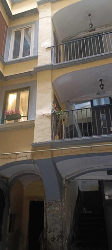 Exterior & Views 2, Ai 13 Gradoni di Chiaia, Napoli