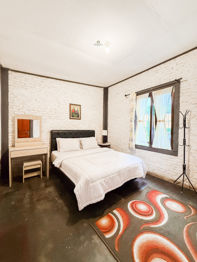 Bedroom 2, Brickstone by Nginapsini, Bogor