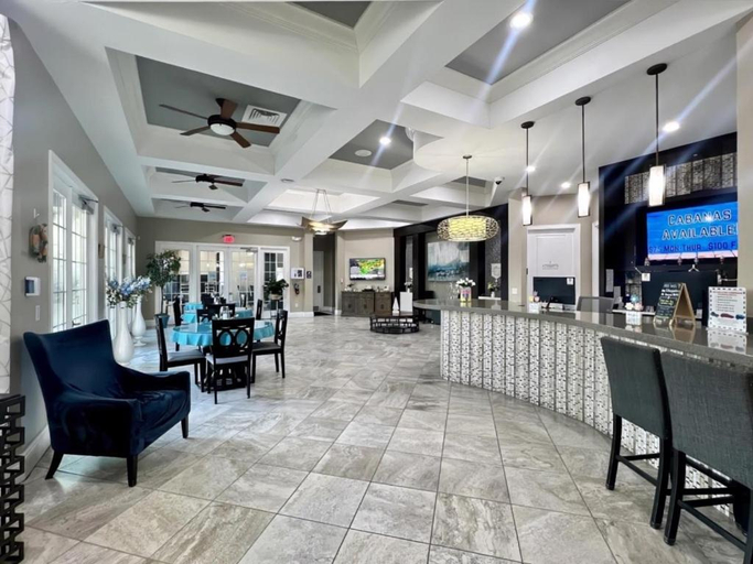 Food & Drinks 3, Amazing 4BR Resort Townhome with Splash Pool-4686TD villa, Polk
