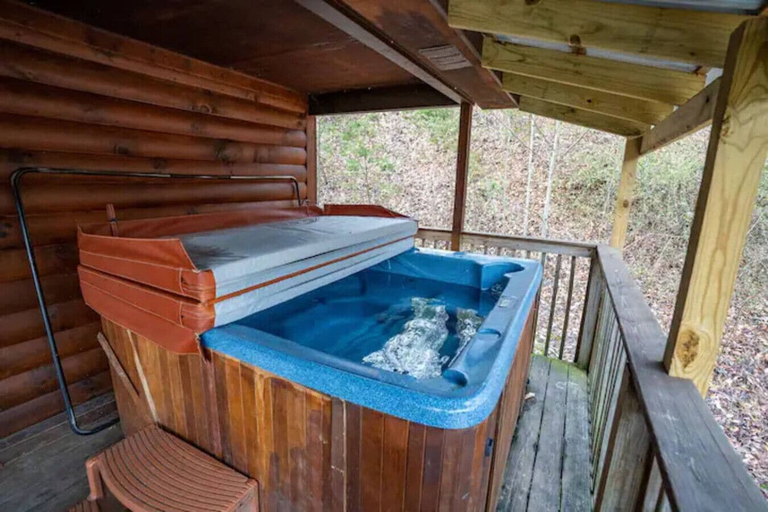 Interior 2, 14 Guest, 7 Bed, 4 BR, Lakefront Cabin w/ Hot Tub, Wolfe
