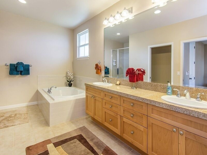 Bathroom 2, Nihilani 26a 3 Bedroom Condo by RedAwning, Kauai