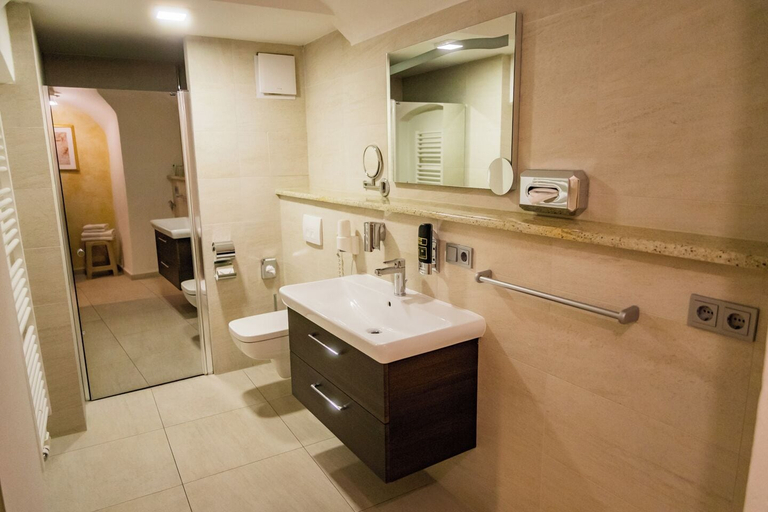Bathroom 4, Hotel Italia, Görlitz