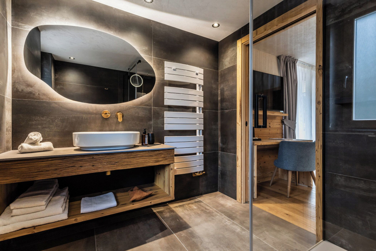 Bathroom 5, Sporthotel Romantic Plaza, Trento