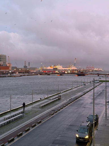 Others 2, Liffey River View Private En-suite Double Room in Shared Apartment, Grand Canal Dock, Dublin