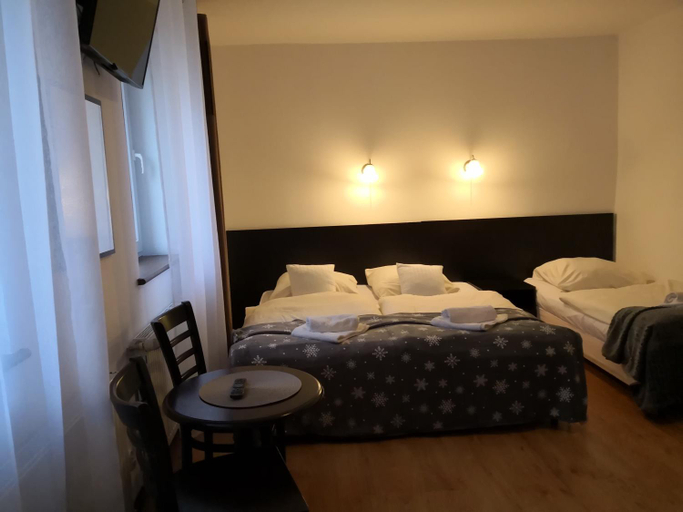 Bedroom 5, Nartorama HotRest, Kłodzko