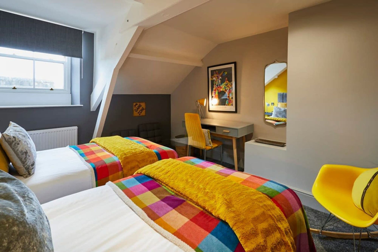 Bedroom 2, Host Stay Ochre Yellow, Northumberland