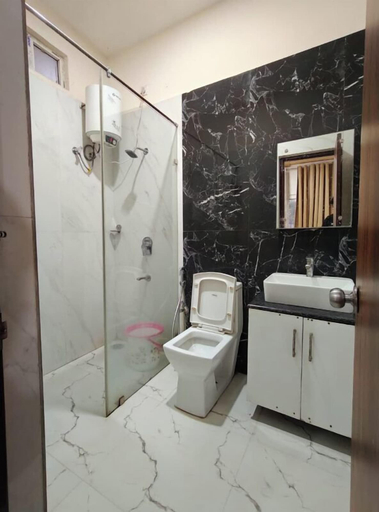 Bathroom, JJ Lawns And Resort, Lucknow