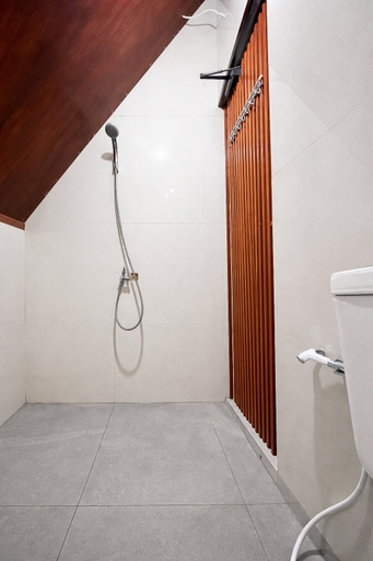 Bathroom 4, Penginapan Omah Kampung, Bantul