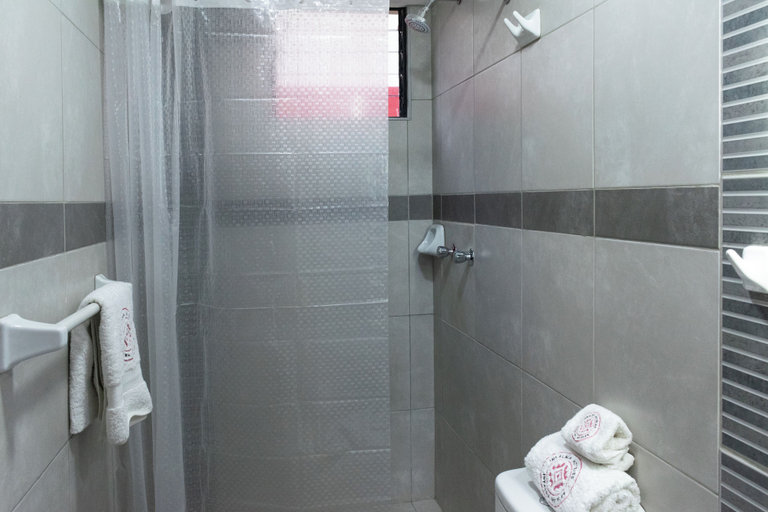 Bathroom 5, HOTEL INKALMA SANTA MARTA, Arequipa