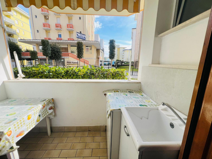 Bathroom 2, Bright apartment 150 meters from the beach - Beahost, Venezia