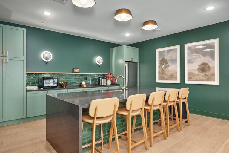 Food & Drinks, Landing Apartments Huntsville, Madison
